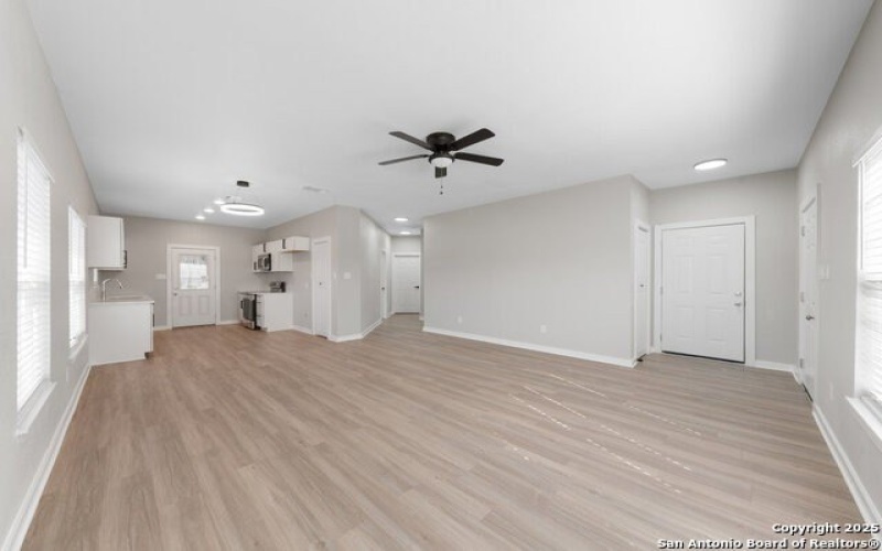 2975 MARTIN LUTHER KING DR, San Antonio, TX 78220, 3 Habitaciones Habitaciones , ,2 BañosBaños,Residential,En Venta,2975 MARTIN LUTHER KING DR,1837228
