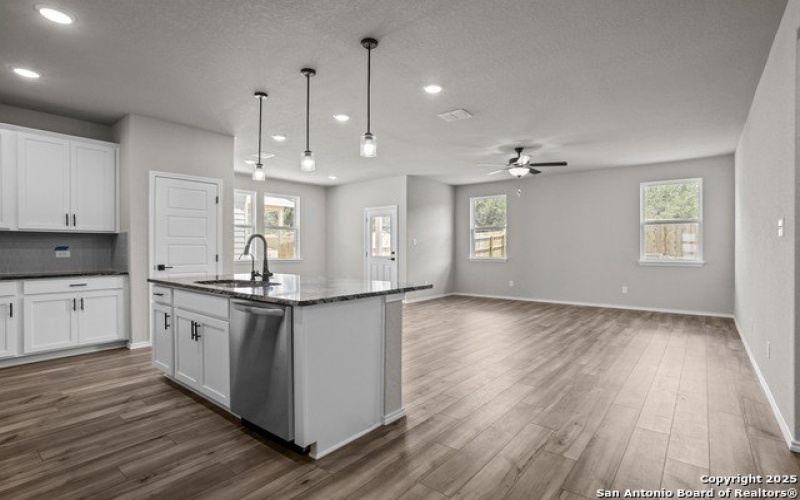 6530 Lowrie Block, San Antonio, TX 78239, 3 Habitaciones Habitaciones , ,2 BañosBaños,Residential,En Venta,6530 Lowrie Block,1837747