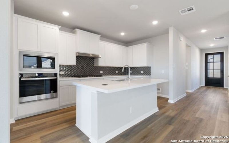 14406 Blue Mesa Hill, San Antonio, TX 78245, 5 Bedrooms Bedrooms, ,3 BathroomsBathrooms,Residential,For Sale,14406 Blue Mesa Hill,1837818
