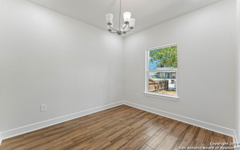 2115 SW 19TH ST, San Antonio, TX 78207, 3 Habitaciones Habitaciones , ,2 BañosBaños,Residential,En Venta,2115 SW 19TH ST,0,1838357