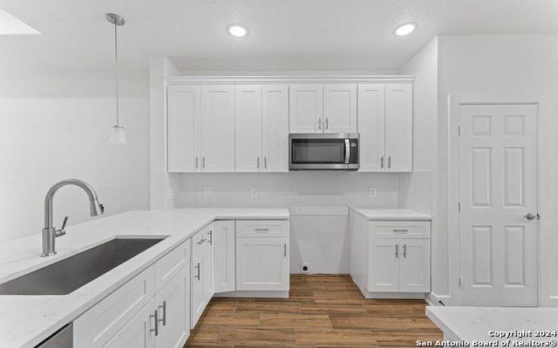 2115 SW 19TH ST, San Antonio, TX 78207, 3 Habitaciones Habitaciones , ,2 BañosBaños,Residential,En Venta,2115 SW 19TH ST,0,1838357
