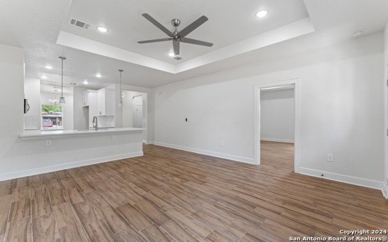 2115 SW 19TH ST, San Antonio, TX 78207, 3 Habitaciones Habitaciones , ,2 BañosBaños,Residential,En Venta,2115 SW 19TH ST,0,1838357