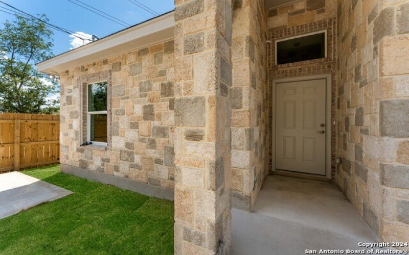 2115 SW 19TH ST, San Antonio, TX 78207, 3 Habitaciones Habitaciones , ,2 BañosBaños,Residential,En Venta,2115 SW 19TH ST,0,1838357