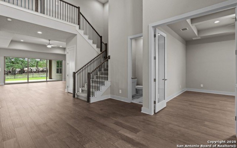 127 Alonzo, Boerne, TX 78006, 5 Bedrooms Bedrooms, ,6 BathroomsBathrooms,Residential,For Sale,127 Alonzo,0,1838487