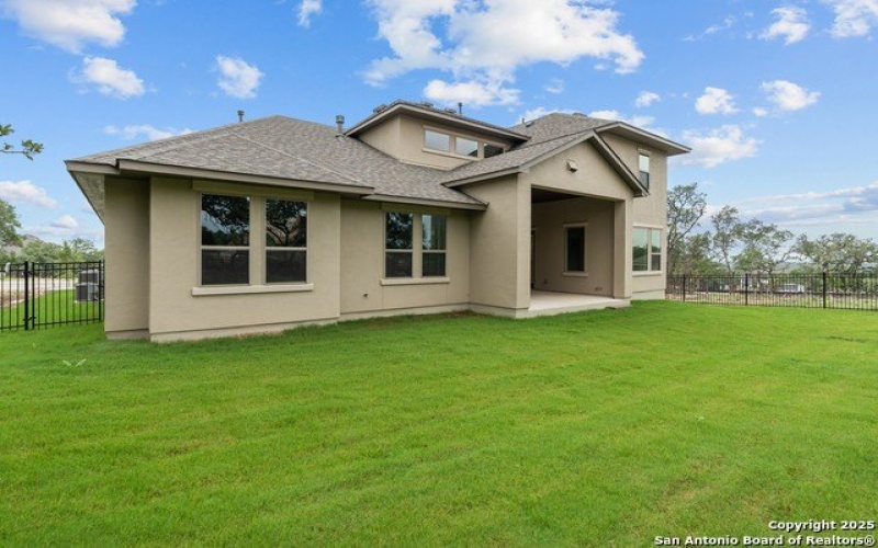 127 Alonzo, Boerne, TX 78006, 5 Bedrooms Bedrooms, ,6 BathroomsBathrooms,Residential,For Sale,127 Alonzo,0,1838487