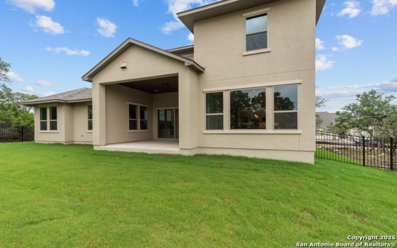 127 Alonzo, Boerne, TX 78006, 5 Bedrooms Bedrooms, ,6 BathroomsBathrooms,Residential,For Sale,127 Alonzo,0,1838487