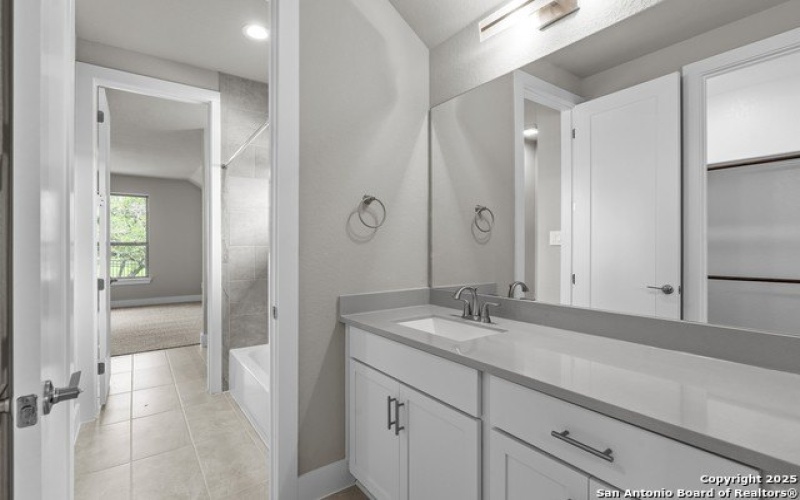 106 Bandalero, Boerne, TX 78006, 4 Habitaciones Habitaciones , ,3 BañosBaños,Residential,En Venta,106 Bandalero,1838498