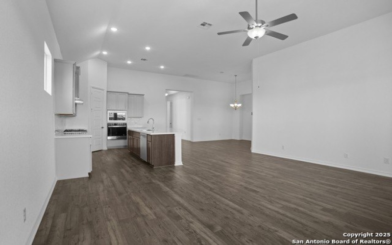 312 Hulda Trail, New Braunfels, TX 78130, 4 Bedrooms Bedrooms, ,3 BathroomsBathrooms,Residential,For Sale,312 Hulda Trail,1838791