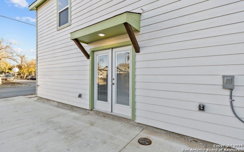 631 E Carolina St #4, San Antonio, TX 78210-1814, 2 Bedrooms Bedrooms, ,1 BathroomBathrooms,Residential,For Sale,631 E Carolina St,1834633