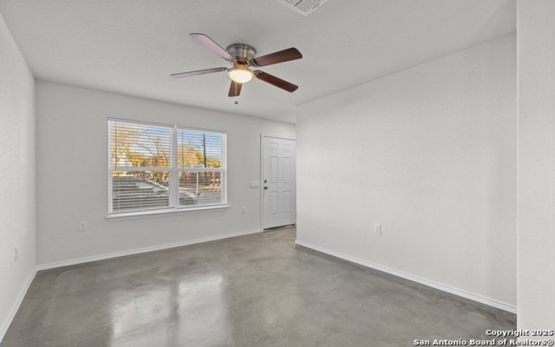 631 E Carolina St #4, San Antonio, TX 78210-1814, 2 Bedrooms Bedrooms, ,1 BathroomBathrooms,Residential,For Sale,631 E Carolina St,1834633