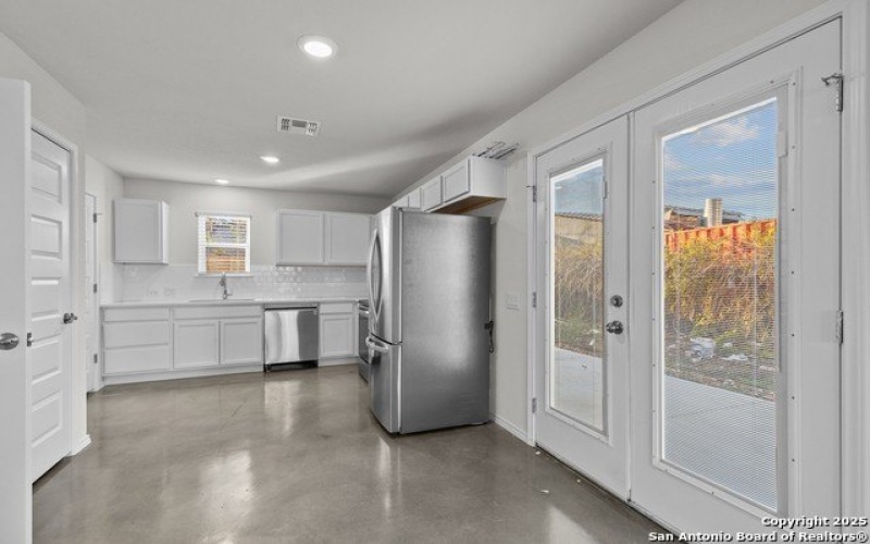 631 E Carolina St #4, San Antonio, TX 78210-1814, 2 Bedrooms Bedrooms, ,1 BathroomBathrooms,Residential,For Sale,631 E Carolina St,1834633