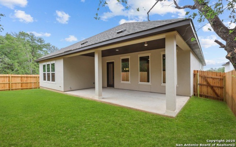 139 Rosanna Ridge, Universal City, TX 78148-3464, 4 Bedrooms Bedrooms, ,3 BathroomsBathrooms,Residential,For Sale,139 Rosanna Ridge,0,1835260