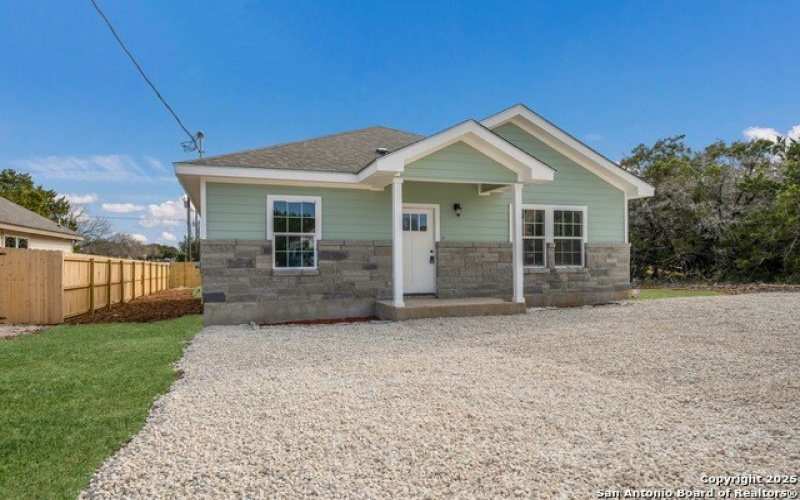 1734 BLUERIDGE DR, Canyon Lake, TX 78133, 3 Habitaciones Habitaciones , ,2 BañosBaños,Residential,En Venta,1734 BLUERIDGE DR,1835779