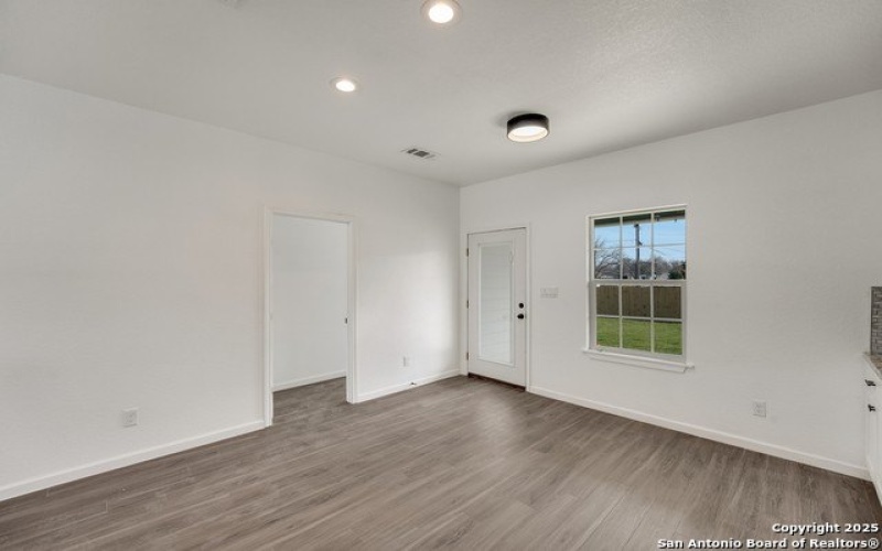 1734 BLUERIDGE DR, Canyon Lake, TX 78133, 3 Habitaciones Habitaciones , ,2 BañosBaños,Residential,En Venta,1734 BLUERIDGE DR,1835779