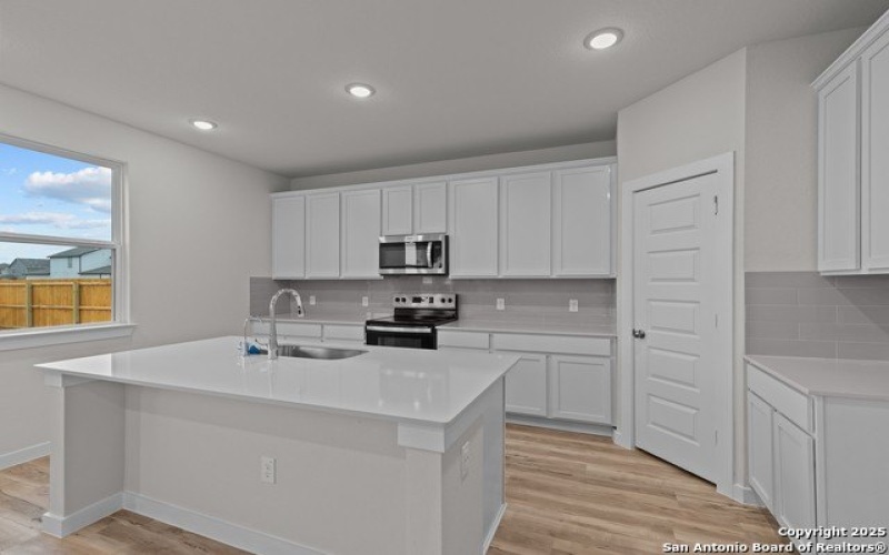 2153 Maestro Drive, Seguin, TX 78155, 3 Bedrooms Bedrooms, ,2 BathroomsBathrooms,Residential,For Sale,2153 Maestro Drive,1836673