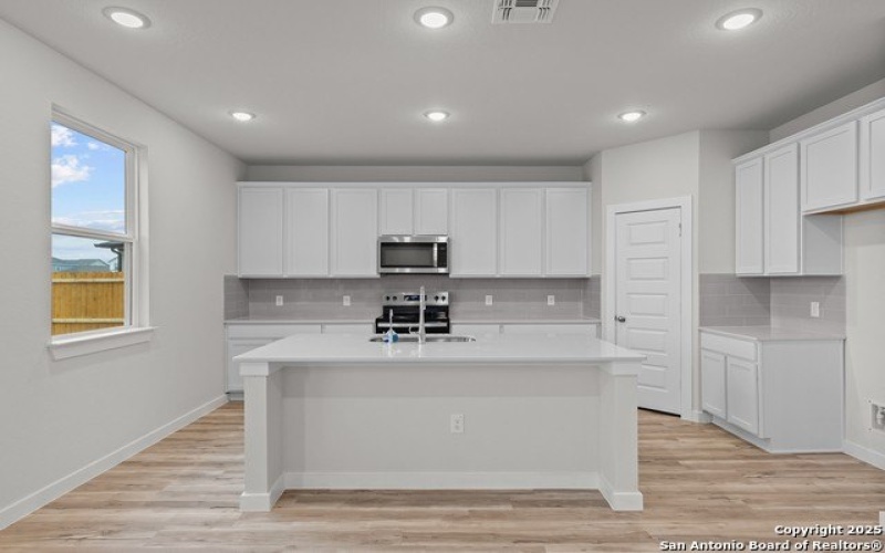 2153 Maestro Drive, Seguin, TX 78155, 3 Bedrooms Bedrooms, ,2 BathroomsBathrooms,Residential,For Sale,2153 Maestro Drive,1836673