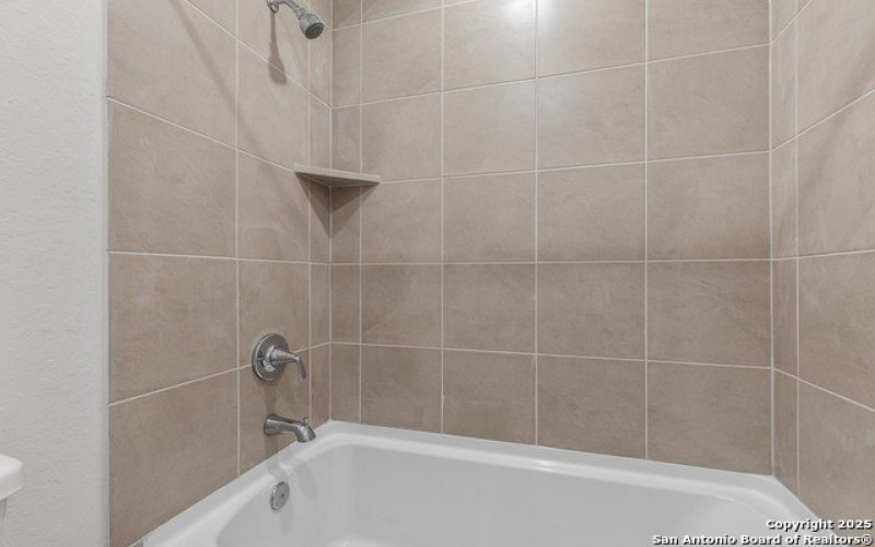 2525 Solon Lane, Seguin, TX 78155, 4 Bedrooms Bedrooms, ,2 BathroomsBathrooms,Residential,For Sale,2525 Solon Lane,1836674