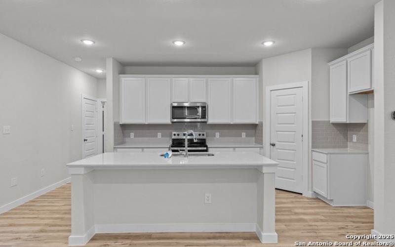 2525 Solon Lane, Seguin, TX 78155, 4 Bedrooms Bedrooms, ,2 BathroomsBathrooms,Residential,For Sale,2525 Solon Lane,1836674