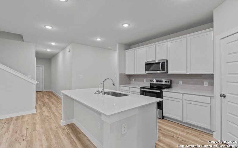 2525 Solon Lane, Seguin, TX 78155, 4 Bedrooms Bedrooms, ,2 BathroomsBathrooms,Residential,For Sale,2525 Solon Lane,1836674