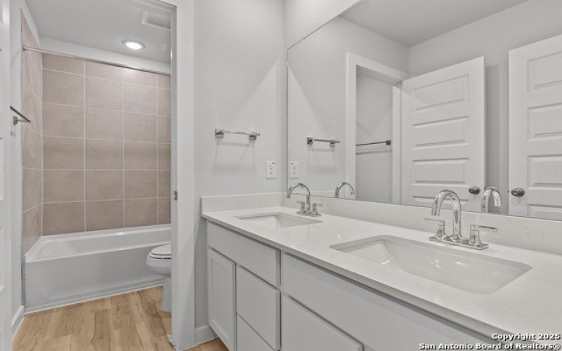 2520 Solon Lane, Seguin, TX 78155, 4 Bedrooms Bedrooms, ,2 BathroomsBathrooms,Residential,For Sale,2520 Solon Lane,1836677