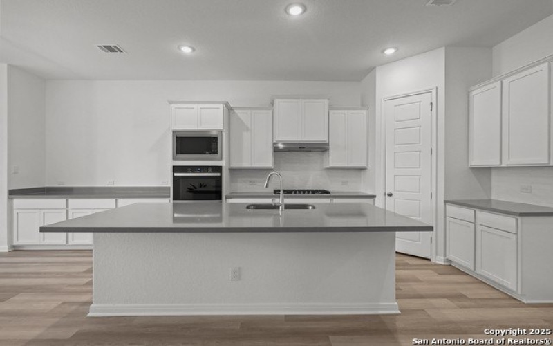 4548 Yoakum Valley, Schertz, TX 78108, 3 Bedrooms Bedrooms, ,3 BathroomsBathrooms,Residential,For Sale,4548 Yoakum Valley,0,1844561