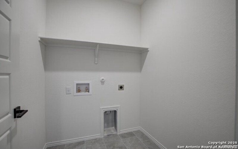 3448 Meteor Night, Converse, TX 78109, 3 Habitaciones Habitaciones , ,2 BañosBaños,Residential,En Venta,3448 Meteor Night,1844806