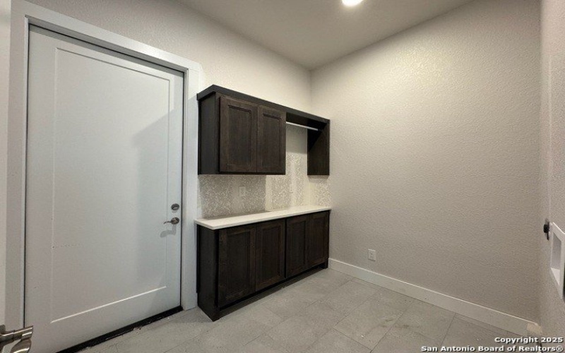 692 County Road 320, Floresville, TX 78114, 3 Habitaciones Habitaciones , ,2 BañosBaños,Residential,En Venta,692 County Road 320,1845197