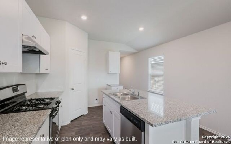 15535 Mint Patch Meadow, Von Ormy, TX 78073, 3 Habitaciones Habitaciones , ,2 BañosBaños,Residential,En Venta,15535 Mint Patch Meadow,1846750