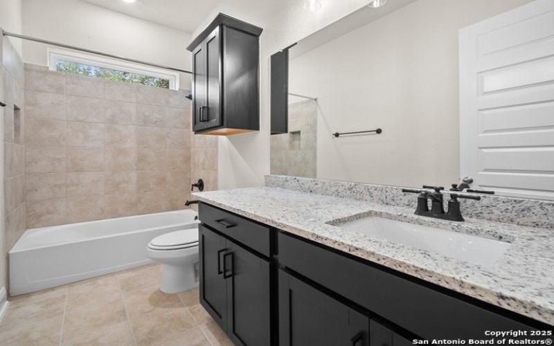 140 Allin Oaks, Universal City, TX 78148-3464, 3 Bedrooms Bedrooms, ,3 BathroomsBathrooms,Residential,For Sale,140 Allin Oaks,0,1846754