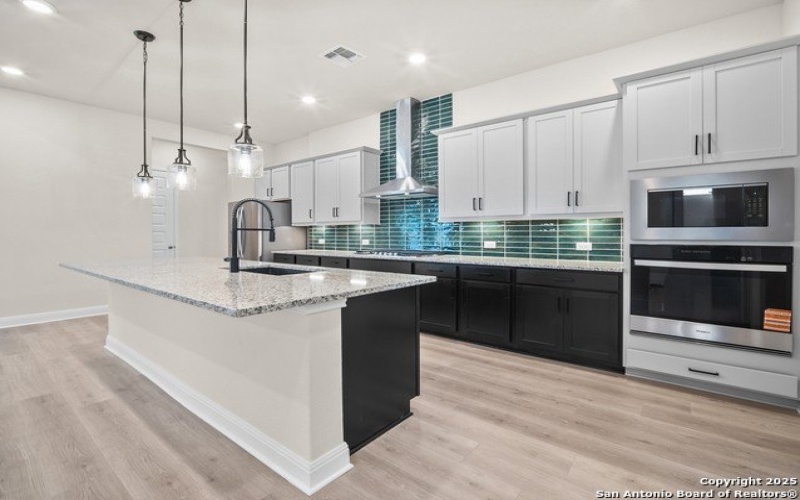 140 Allin Oaks, Universal City, TX 78148-3464, 3 Bedrooms Bedrooms, ,3 BathroomsBathrooms,Residential,For Sale,140 Allin Oaks,0,1846754