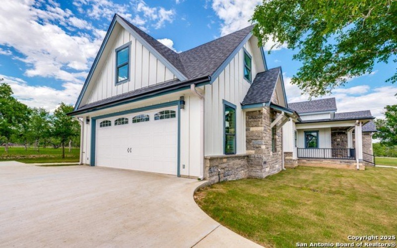 485 Post Oak, Gonzales, TX 78629, 4 Bedrooms Bedrooms, ,3 BathroomsBathrooms,Residential,For Sale,485 Post Oak,1847352