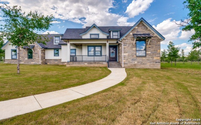 485 Post Oak, Gonzales, TX 78629, 4 Bedrooms Bedrooms, ,3 BathroomsBathrooms,Residential,For Sale,485 Post Oak,1847352