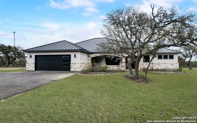 40 Greco BND, Boerne, TX 78006-7734, 4 Bedrooms Bedrooms, ,3 BathroomsBathrooms,Residential,For Sale,40 Greco BND,1839637