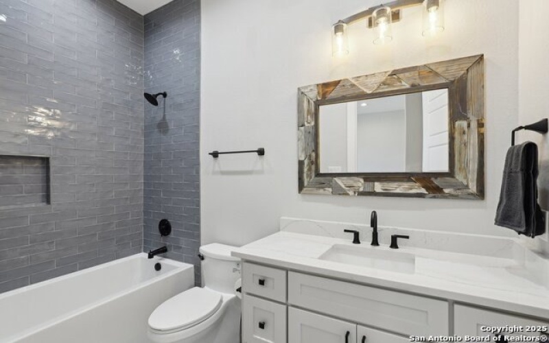 40 Greco BND, Boerne, TX 78006-7734, 4 Bedrooms Bedrooms, ,3 BathroomsBathrooms,Residential,For Sale,40 Greco BND,1839637