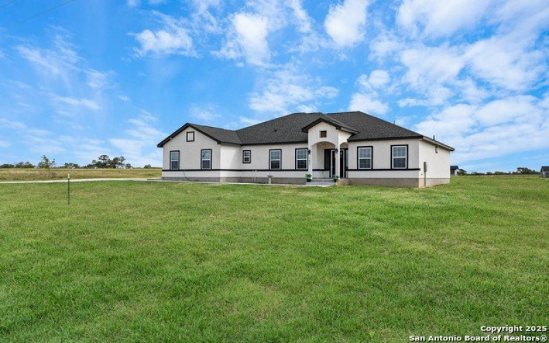 105 Hidden Cove, Floresville, TX 78114-0059, 4 Habitaciones Habitaciones , ,2 BañosBaños,Residential,En Venta,105 Hidden Cove,0,1840136