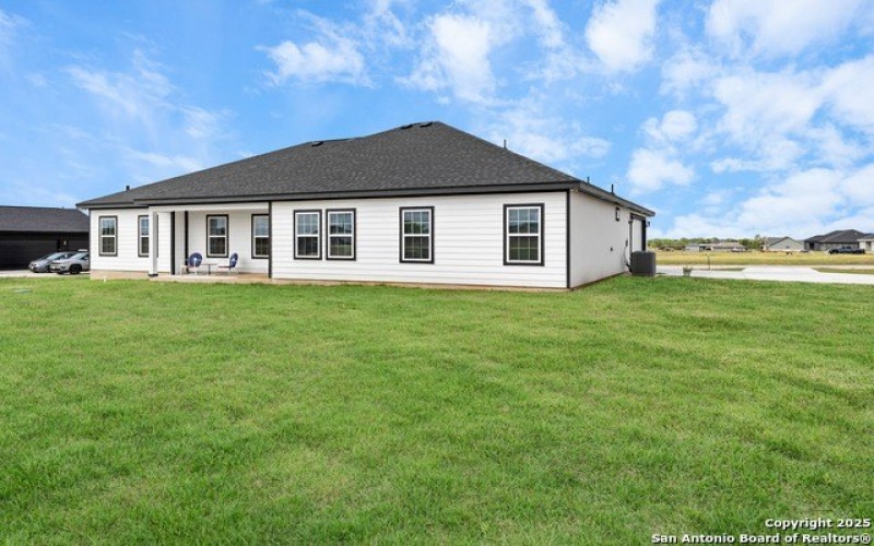 105 Hidden Cove, Floresville, TX 78114-0059, 4 Habitaciones Habitaciones , ,2 BañosBaños,Residential,En Venta,105 Hidden Cove,0,1840136