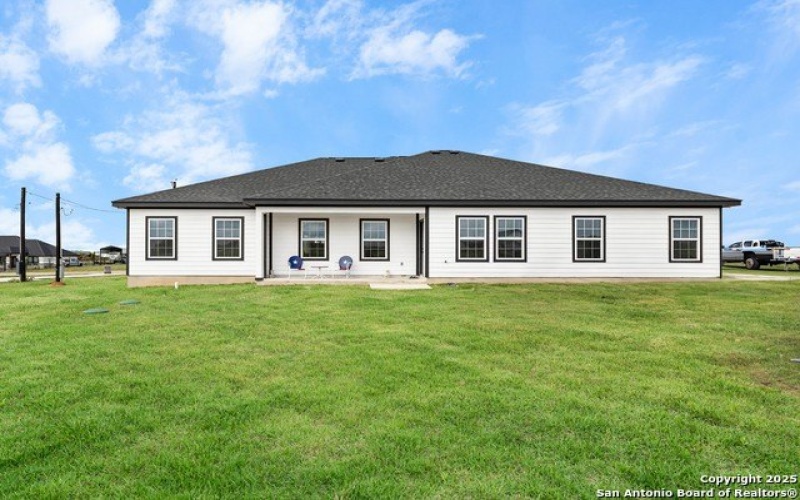 105 Hidden Cove, Floresville, TX 78114-0059, 4 Habitaciones Habitaciones , ,2 BañosBaños,Residential,En Venta,105 Hidden Cove,0,1840136