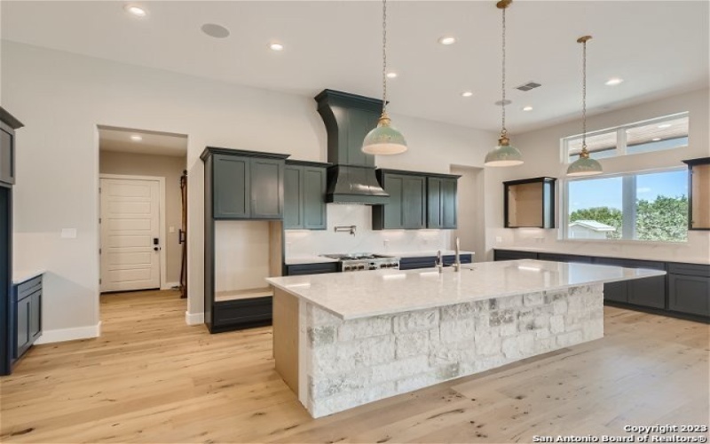103 RIVER MTN DR, Boerne, TX 78006-2574, 4 Habitaciones Habitaciones , ,3 BañosBaños,Residential,En Venta,103 RIVER MTN DR,1840147