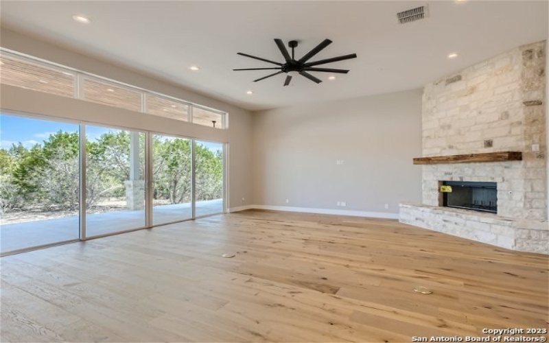 103 RIVER MTN DR, Boerne, TX 78006-2574, 4 Habitaciones Habitaciones , ,3 BañosBaños,Residential,En Venta,103 RIVER MTN DR,1840147