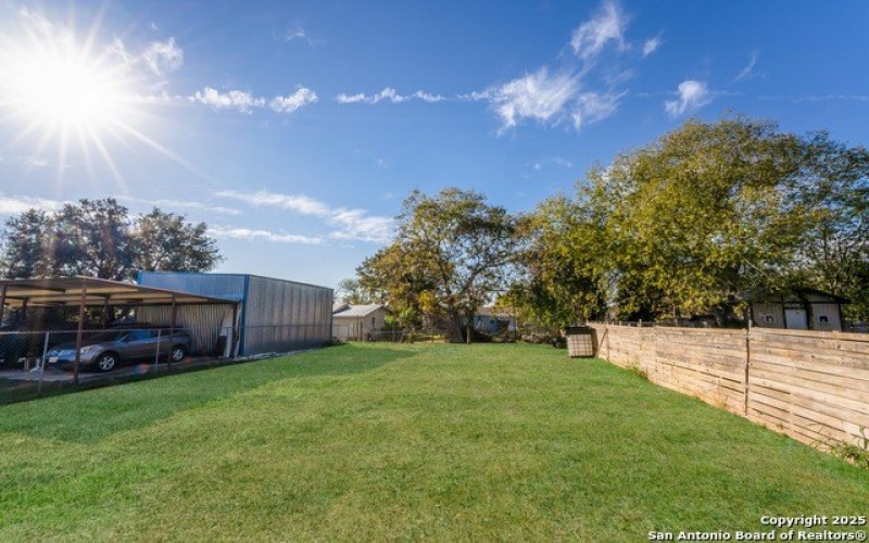 1615 Hough, Adkins, TX 78101, 3 Habitaciones Habitaciones , ,2 BañosBaños,Residential,En Venta,1615 Hough,1848618