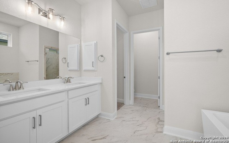 141 Rosanna Ridge, Universal City, TX 78148-3464, 3 Bedrooms Bedrooms, ,2 BathroomsBathrooms,Residential,For Sale,141 Rosanna Ridge,0,1848862