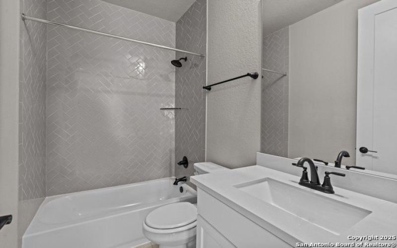 115 Carino Cove, Boerne, TX 78006, 4 Bedrooms Bedrooms, ,3 BathroomsBathrooms,Residential,For Sale,115 Carino Cove,0,1849028