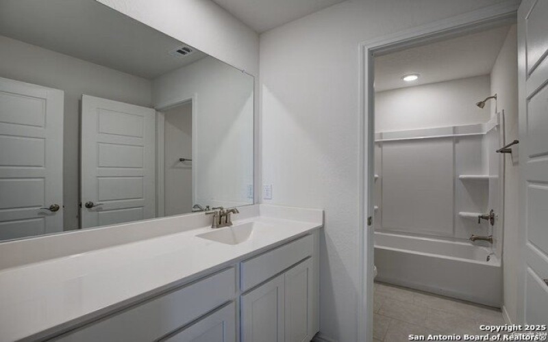 313 Jills Path, Seguin, TX 78155, 3 Bedrooms Bedrooms, ,2 BathroomsBathrooms,Residential,For Sale,313 Jills Path,1849146