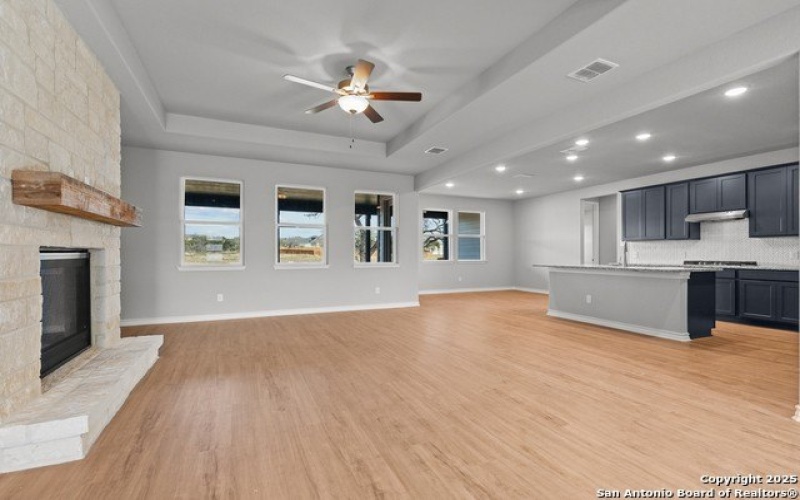 117 Poe Parkway, Castroville, TX 78009, 4 Bedrooms Bedrooms, ,3 BathroomsBathrooms,Residential,For Sale,117 Poe Parkway,1849261