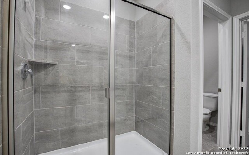 3453 Meteor Night, Converse, TX 78109, 3 Habitaciones Habitaciones , ,2 BañosBaños,Residential,En Venta,3453 Meteor Night,1849524