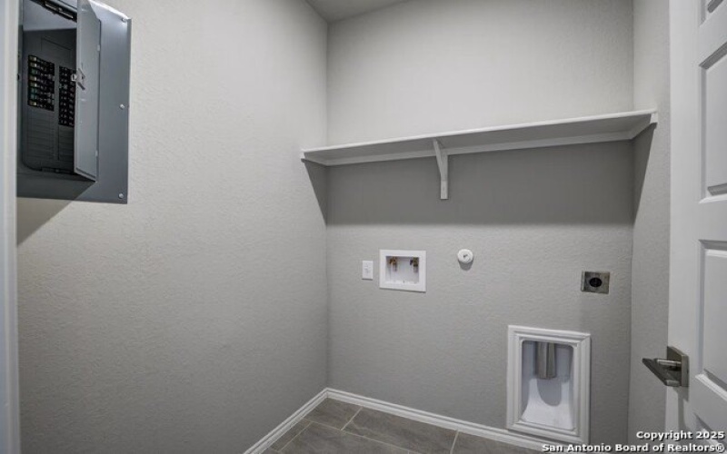 3453 Meteor Night, Converse, TX 78109, 3 Habitaciones Habitaciones , ,2 BañosBaños,Residential,En Venta,3453 Meteor Night,1849524