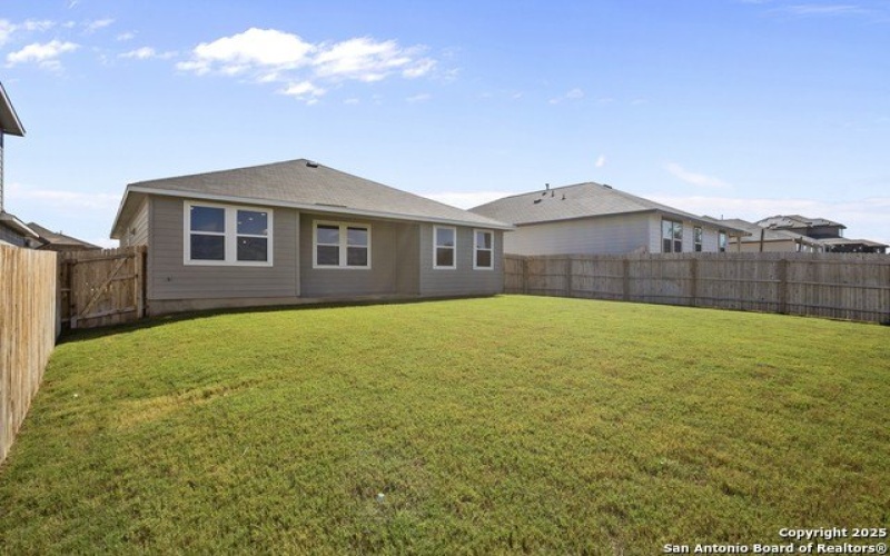 3453 Meteor Night, Converse, TX 78109, 3 Habitaciones Habitaciones , ,2 BañosBaños,Residential,En Venta,3453 Meteor Night,0,1849524