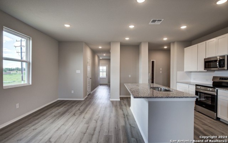 2539 Dry Moss Way, San Antonio, TX 78224, 4 Bedrooms Bedrooms, ,2 BathroomsBathrooms,Residential,For Sale,2539 Dry Moss Way,1841838