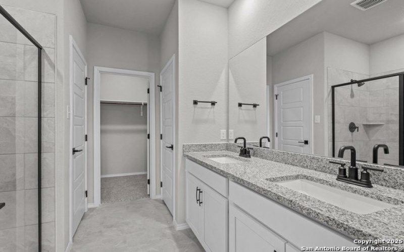 6879 Comanche Cave, San Antonio, TX 78247, 4 Bedrooms Bedrooms, ,3 BathroomsBathrooms,Residential,For Sale,6879 Comanche Cave,0,1841856