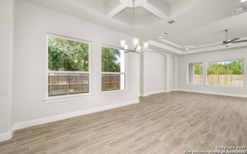 307 E Club View, Seguin, TX 78155, 3 Bedrooms Bedrooms, ,2 BathroomsBathrooms,Residential,For Sale,307 E Club View,1843818
